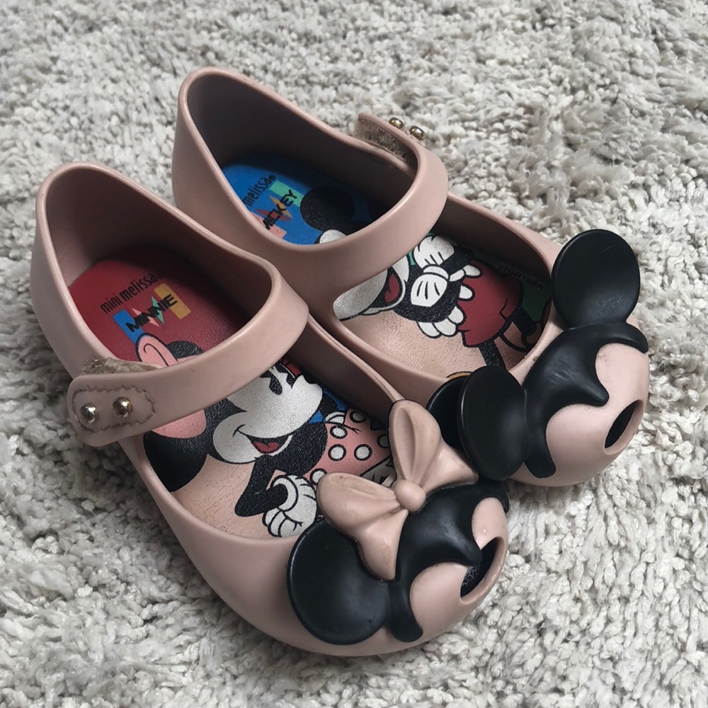 Mini Melissa size 6